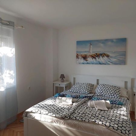Apartment Hajduk Starigrad Paklenica Dış mekan fotoğraf