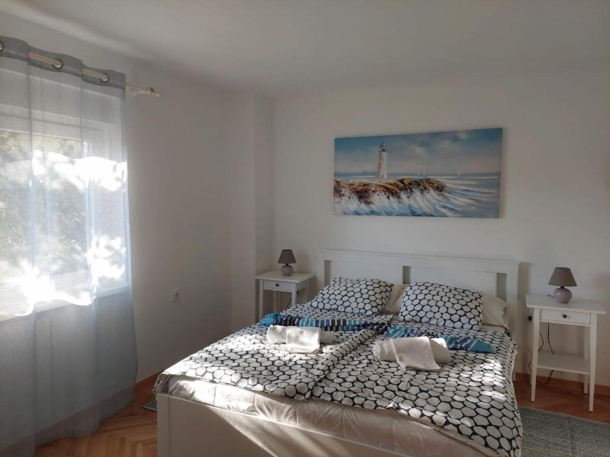 Apartment Hajduk Starigrad Paklenica Dış mekan fotoğraf